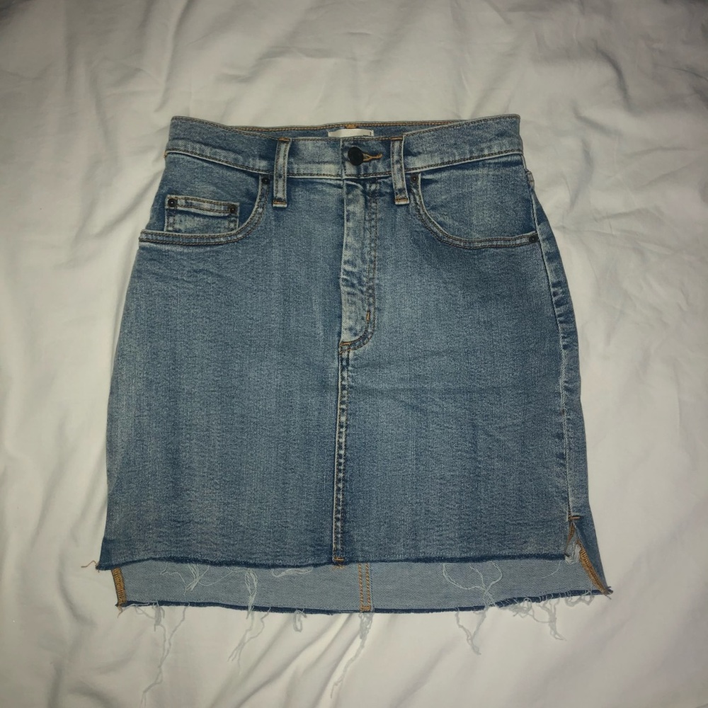 Aritzia Wilfred Denim Skirt